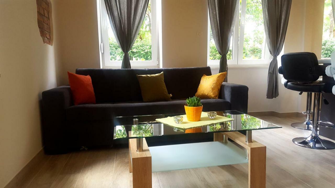 Studio Apartment Vanna - 1St Row To The Sea Abbazia Esterno foto